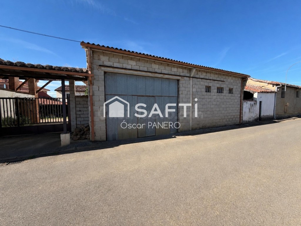 Casa con nave en Golpejar De La Sobarriba