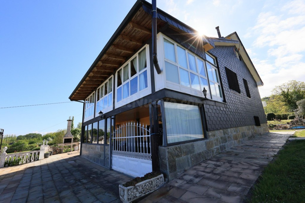 ESPECTACULAR CHALET INDEPENDIENTE: 3500 m² DE PRIVACIDAD Y OCIO
