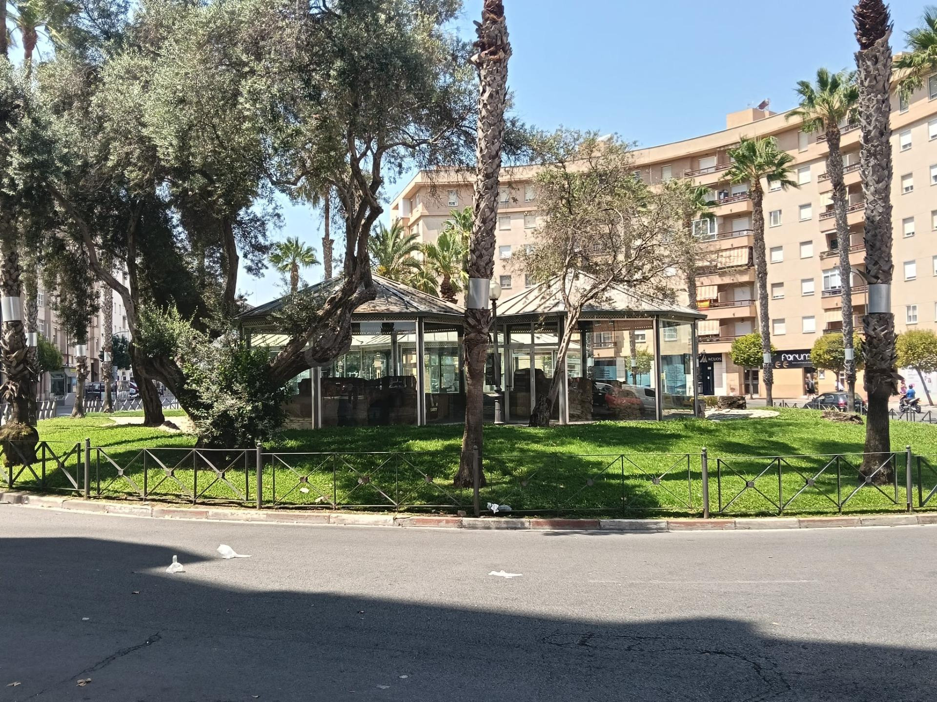 PIOS EN VENTA ZONA HORNOS PUNICOS, SAN FERNANDO