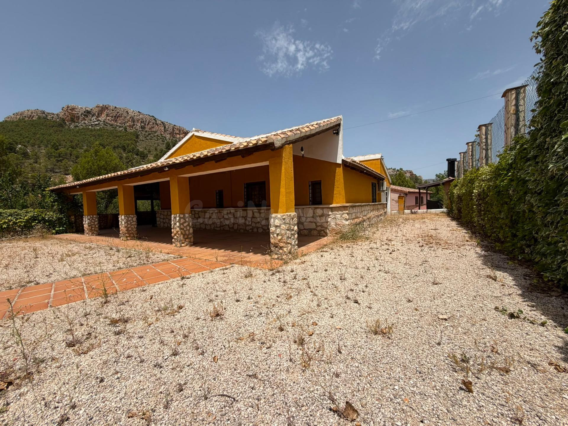 CASA EN NERPIO IDEAL PARA DESCONECTAR