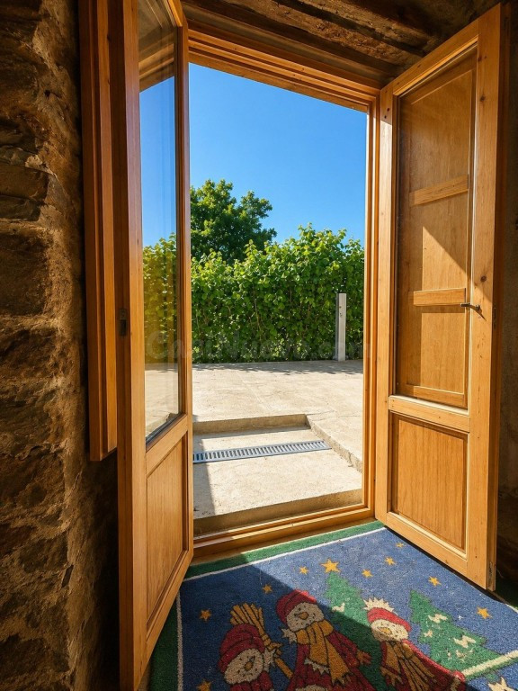 ESPECTACULAR CASA ADOSADA EN VENTA - foto 2
