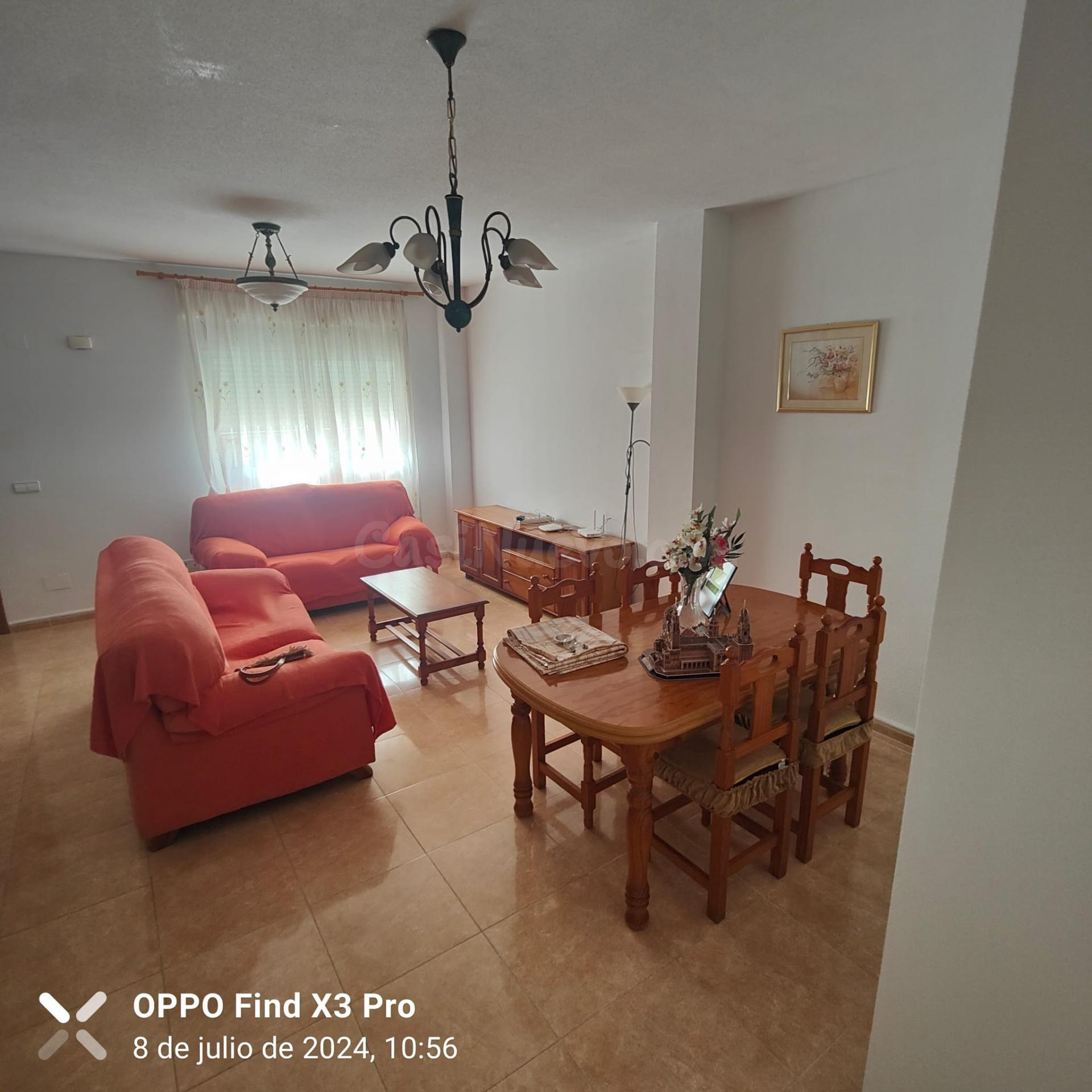 HAB EN DUPLEX COMPARTIR FRENTE CERCA UCAM
