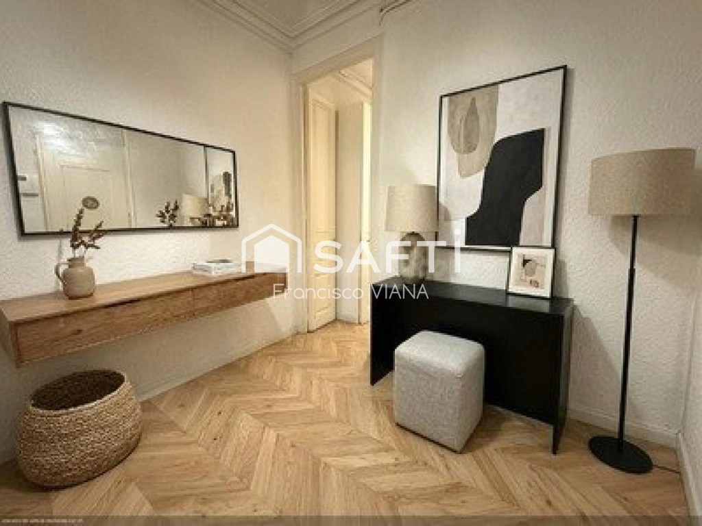 Elegancia y amplitud en pleno EIXAMPLE - foto 2