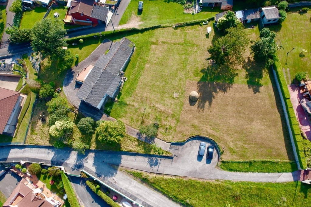 El espacio y la seguridad de una finca urbanizable con potencial de segregación para construir el futuro residencial que imaginas.