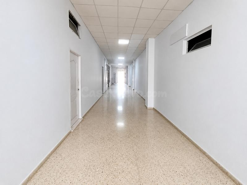 A LA VENTA  LOCAL DE MAS DE 58 METROS CONSTRUIDOS CON ventilación