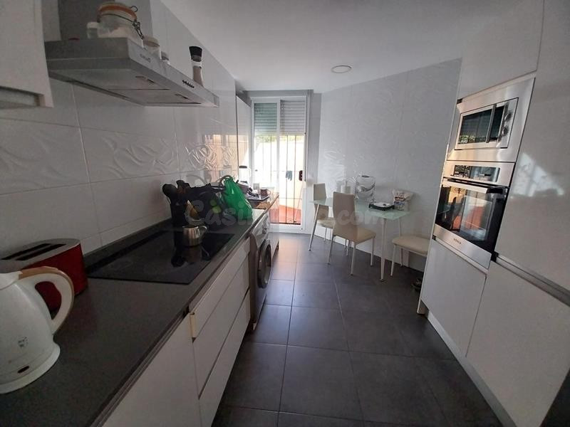 PISO DE 3 habitaciones REFORMADO Y CERCA DE TODOS LOS SERVICIOS
