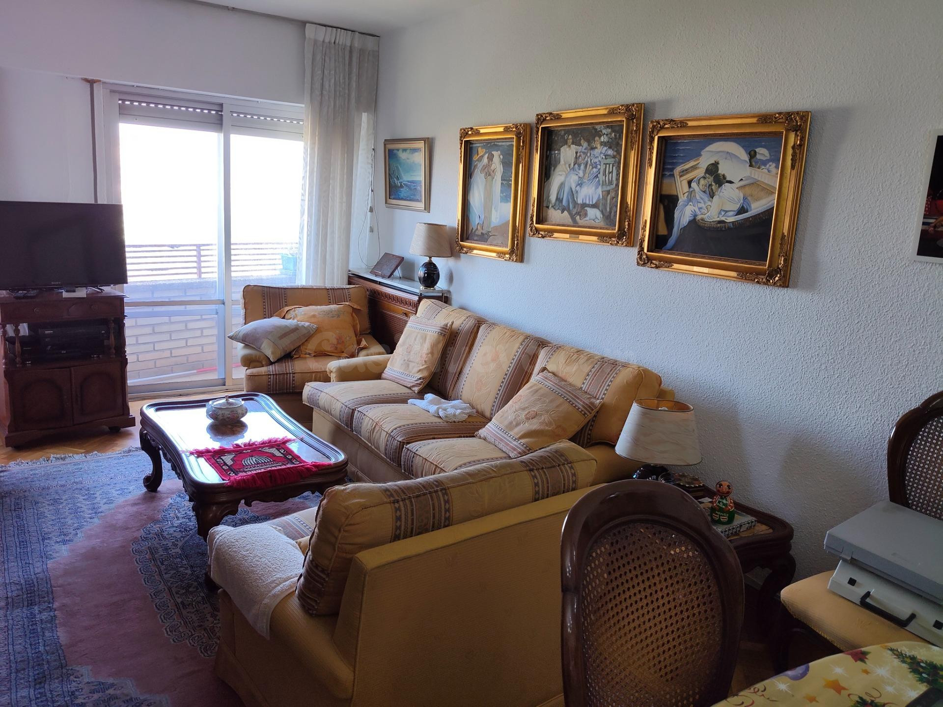 SE VENDE PISO EN PASEO DE CUÉLLAR - foto 3