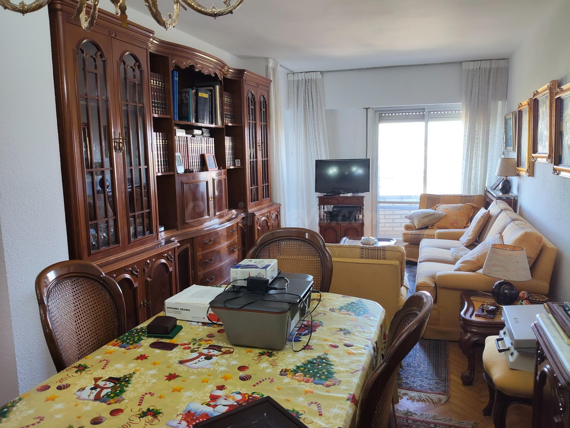 SE VENDE PISO EN PASEO DE CUÉLLAR - foto 4
