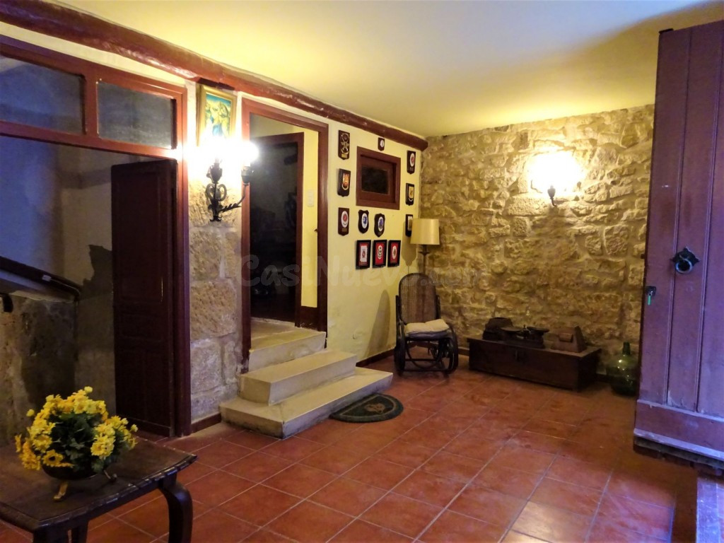 Casa de pueblo en Venta en Maella Zaragoza - foto 3