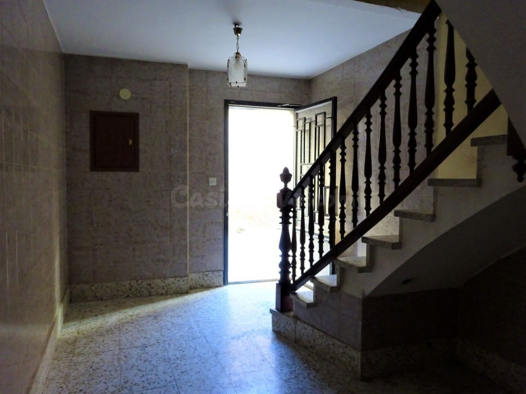 Casa de pueblo en Venta en Maella Zaragoza - foto 2