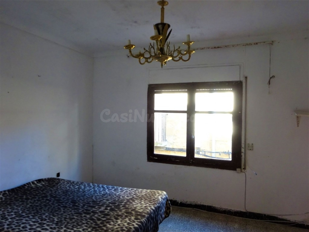 Casa de pueblo en Venta en Maella Zaragoza - foto 5