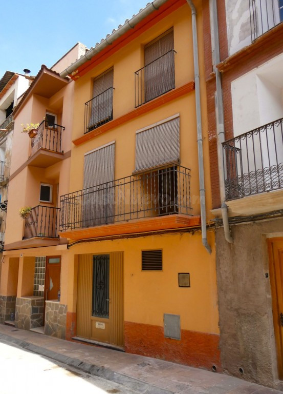 Casa de pueblo en Venta en Maella Zaragoza