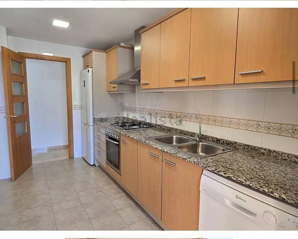 Piso 4 habitaciones 118m² en alquiler - Sant Llorenç