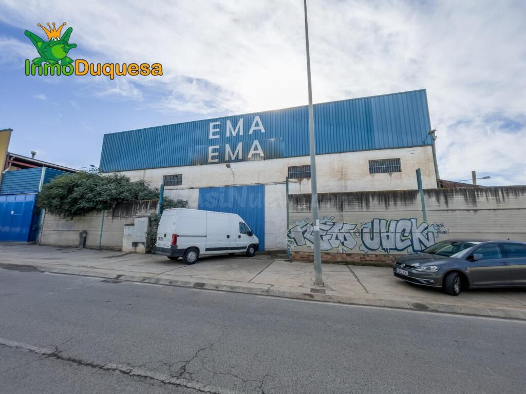 HAZNOS TU OFERTA DE PRECIO: Nave comercial en venta en Atarfe, Granada - foto 4