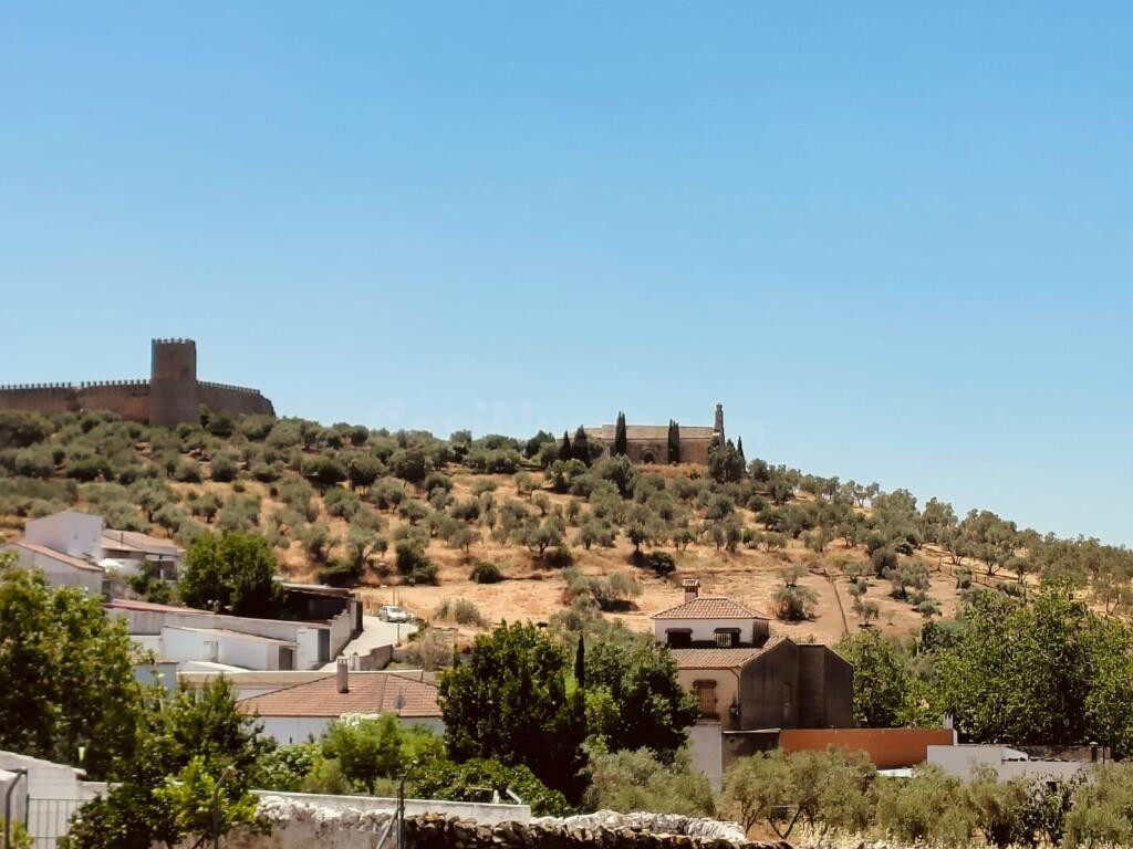 Bonita casa de pueblo en Alanis!!!!