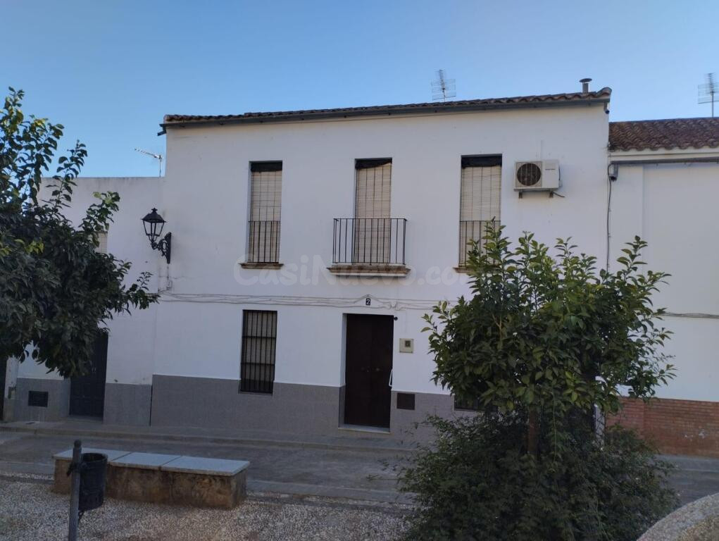 Bonita casa de pueblo en el centro del Pedroso!!!