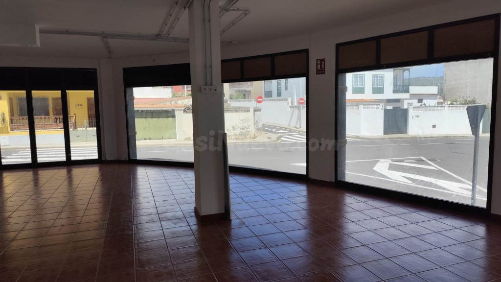 Local comercial en Alquiler en San Cristobal De La Laguna Santa Cruz de Tenerife - foto 2