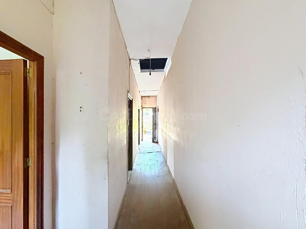 Si quieres vivir en plena naturaleza, esta es tu oportunidaad.Casa pareada para rehabilitar en Malpica , a tan solo 10 minutos del centro de oviedo - foto 2