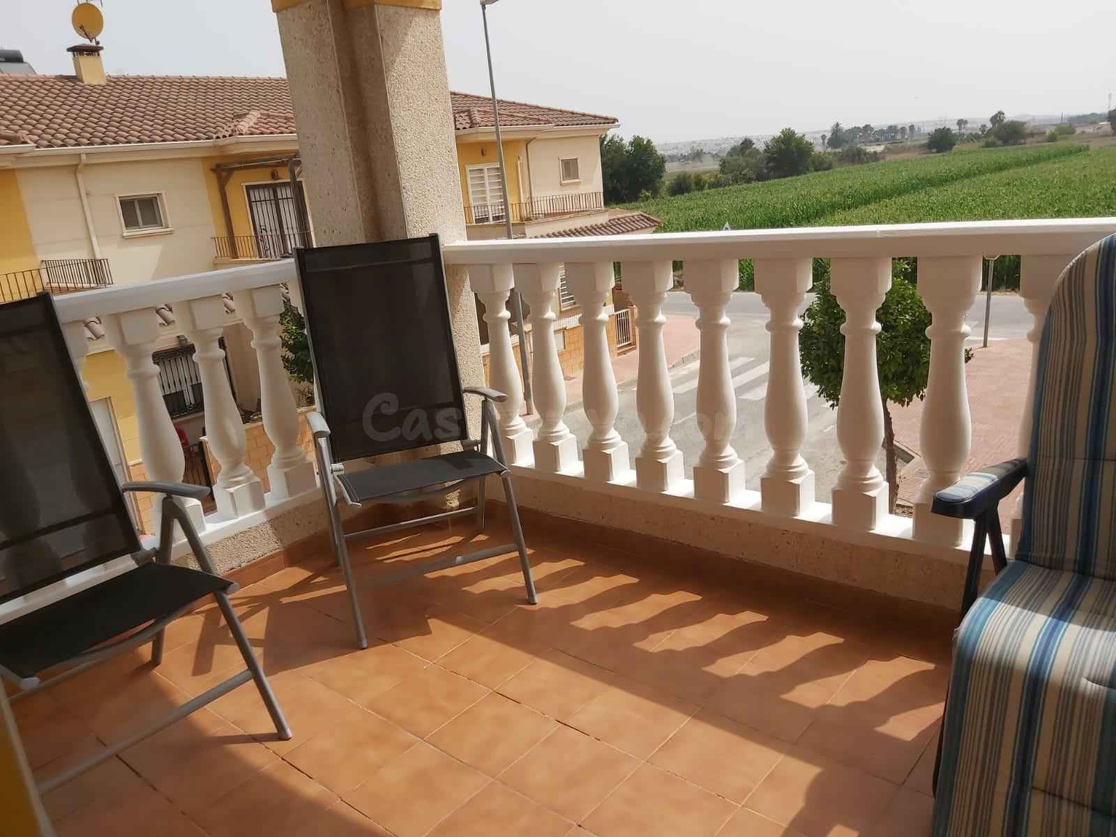 Fantástico bungalow en planta alta con solarium privado en San Fulgencio, Alicante, Costa Blanca