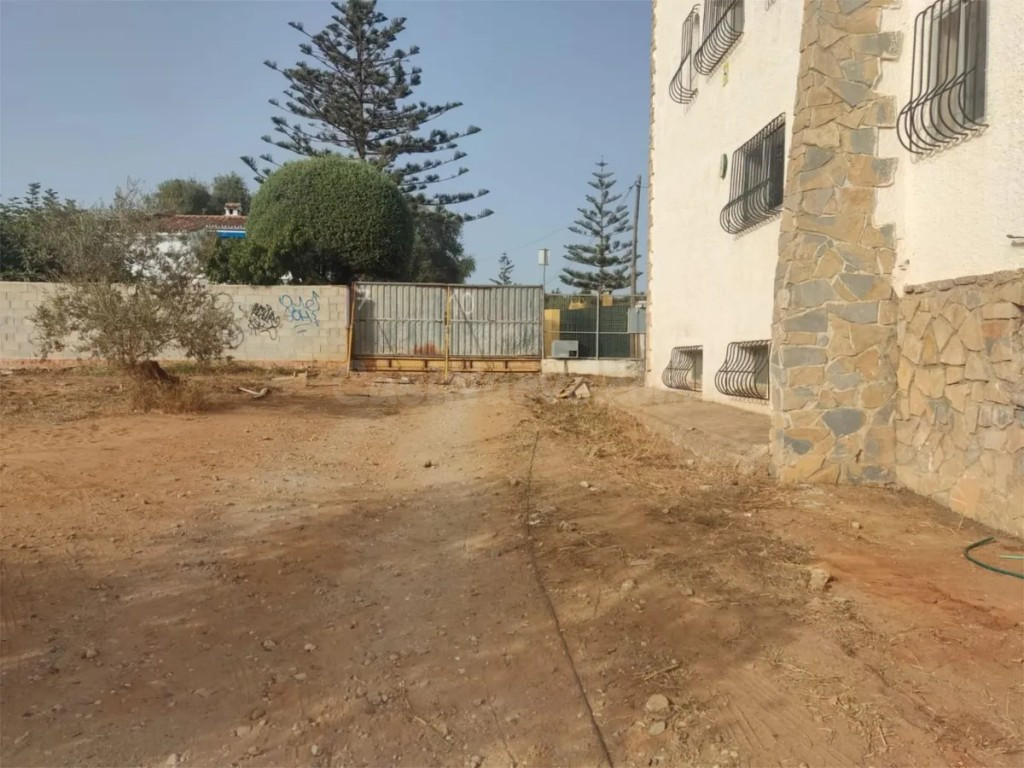 ¡ACTIVO EXCLUSIVO! Adquiera 2.200 m² comerciales antes de la aprobación del PGOU - foto 2
