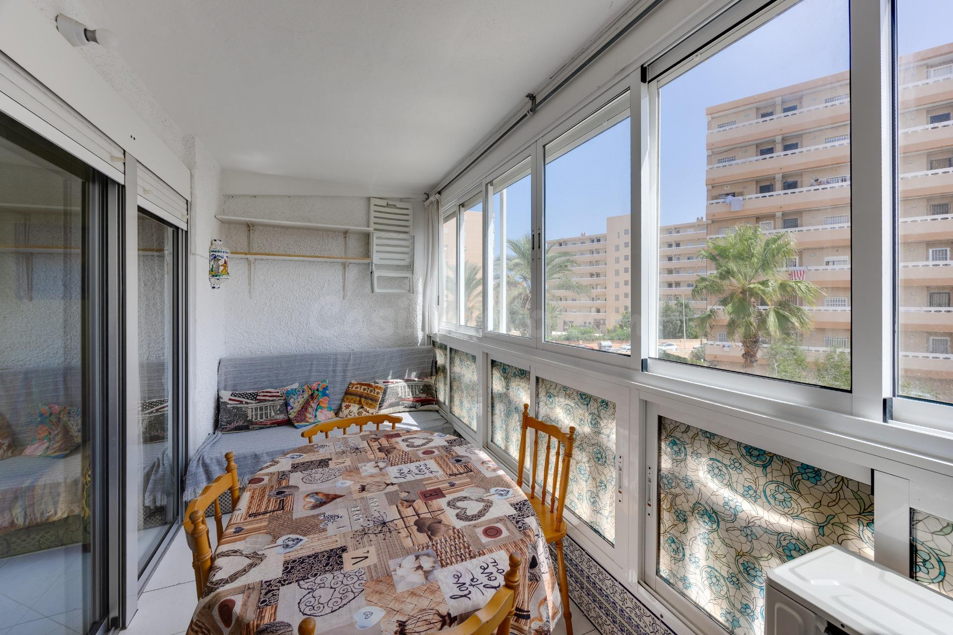 Apartamento de 1 dormitorio con parking comunitario a 240m de la Playa de La Mata