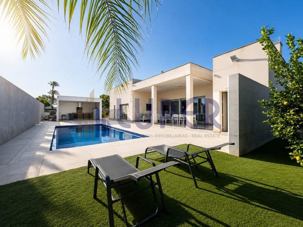 Magnífico chalet independiente en Muchamiel – Zona Paulinas, Almajada