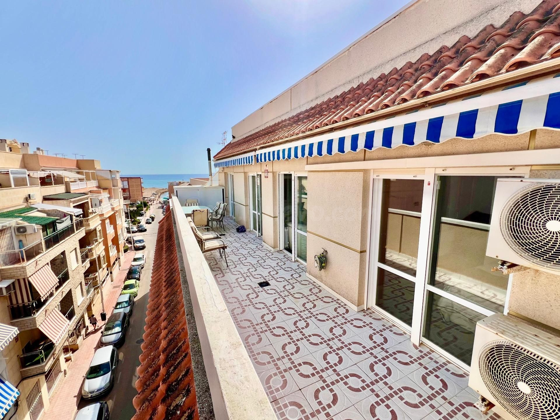 Ático 3 habitaciones 130m² en venta - La Mata pueblo