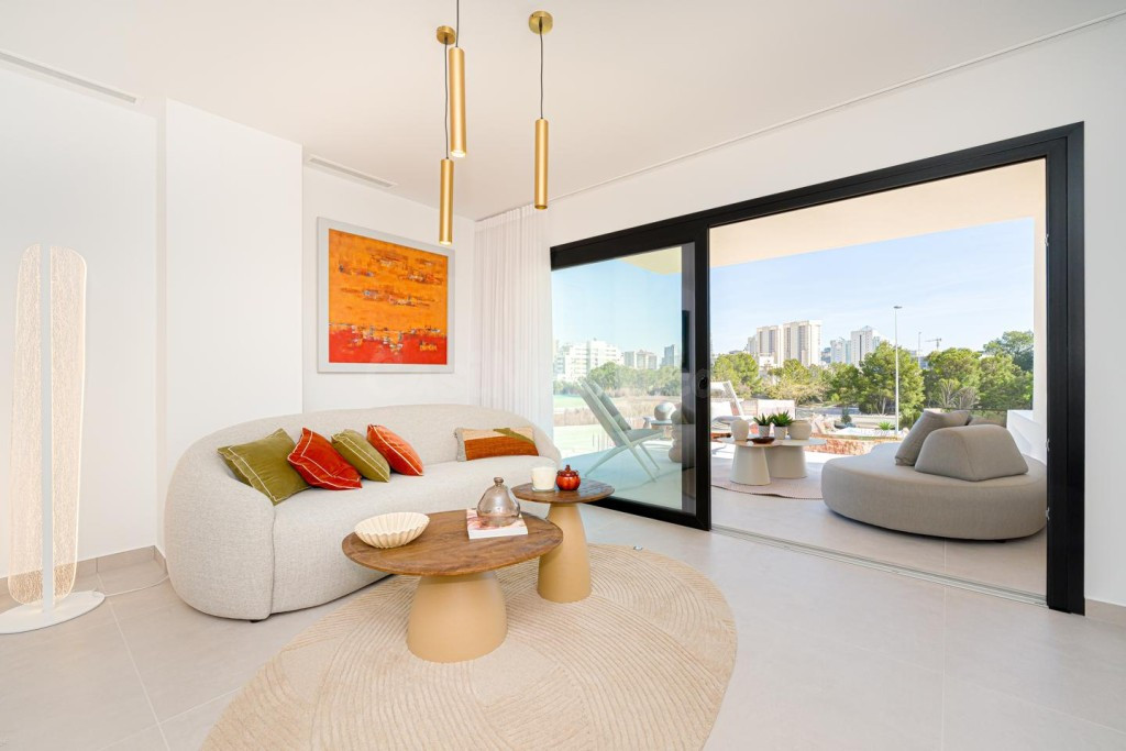 A pocos minutos de la playa - apartamentos de 2 dormitorios con licencia turística - foto 2