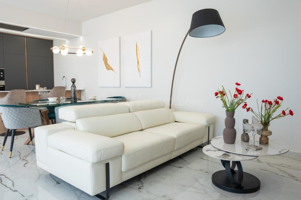 Estupenda villa de diseño moderno y sostenible, pensada para disfrutar de una vida tranquila, cómoda y en armonía con el entorno - foto 3