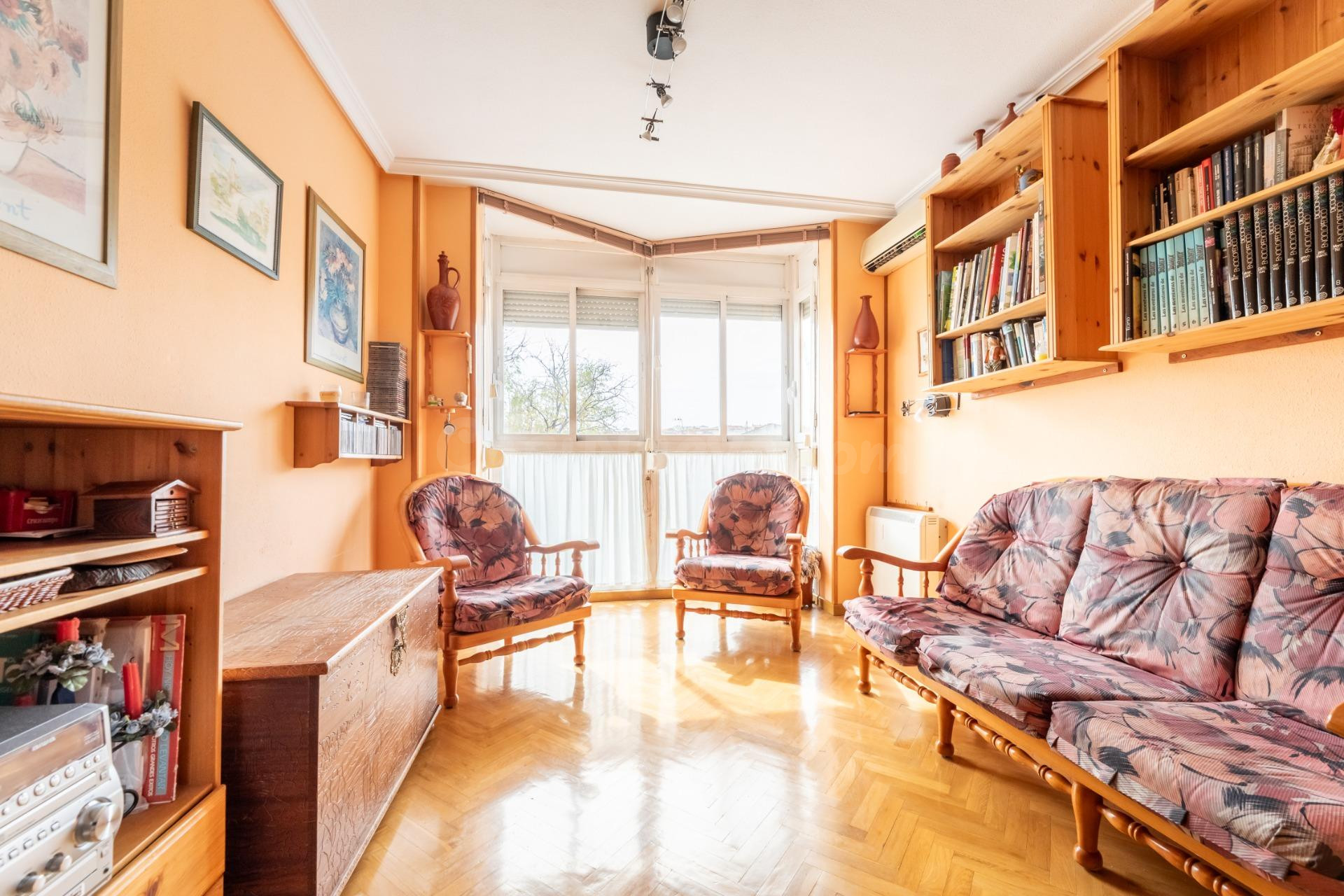 PISO DE 3 habitaciones CON PISCINA, 2 GARAJES Y TRASTERO EN 