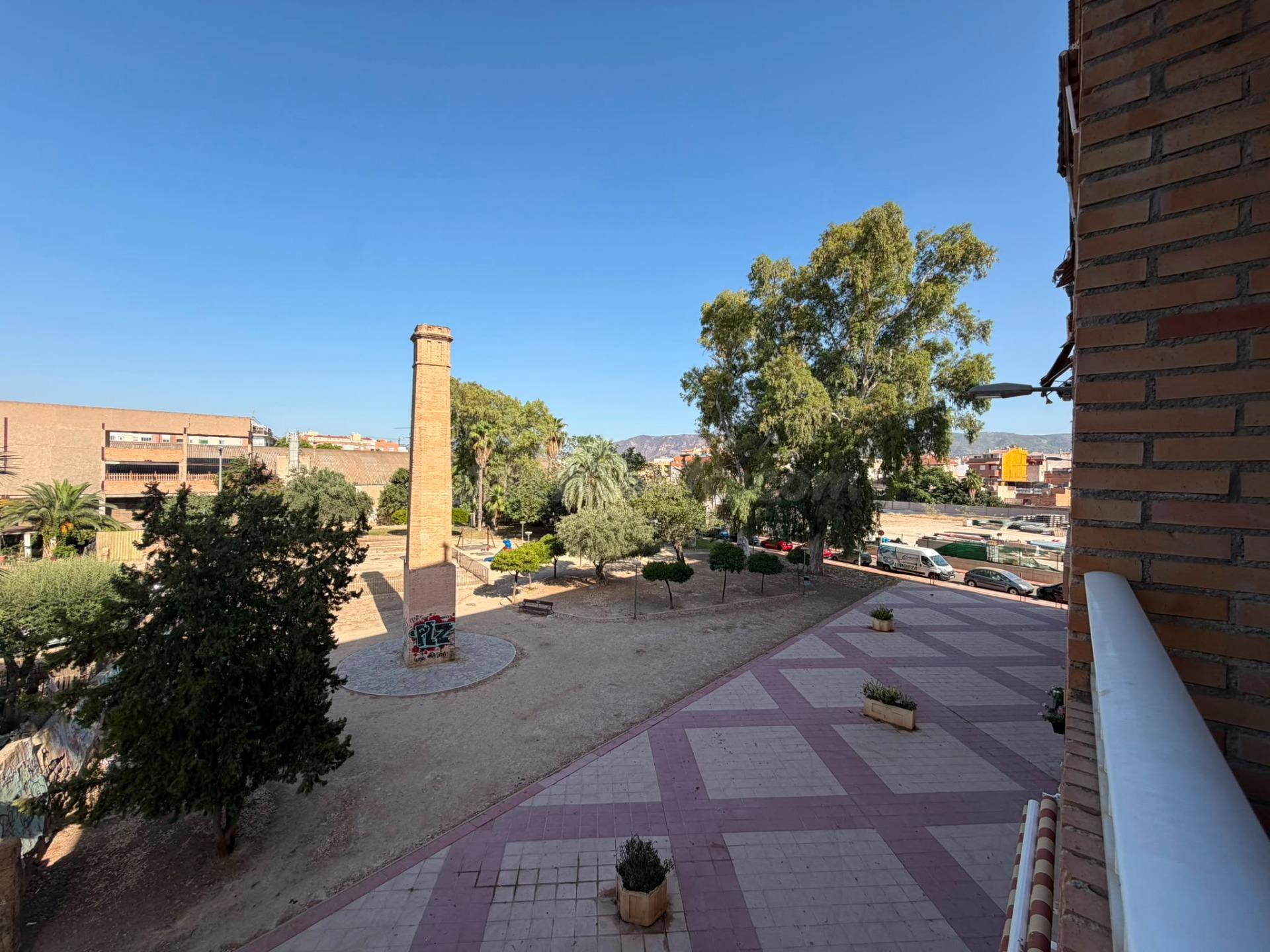 PISO EN EL CARMEN, CALLE ESCRITOR FERNANDEZ DELGADO