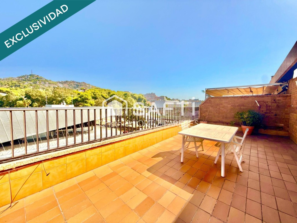 ÁTICO CON TERRAZA Y GARAJE EN  LLORET DE MAR - foto 2
