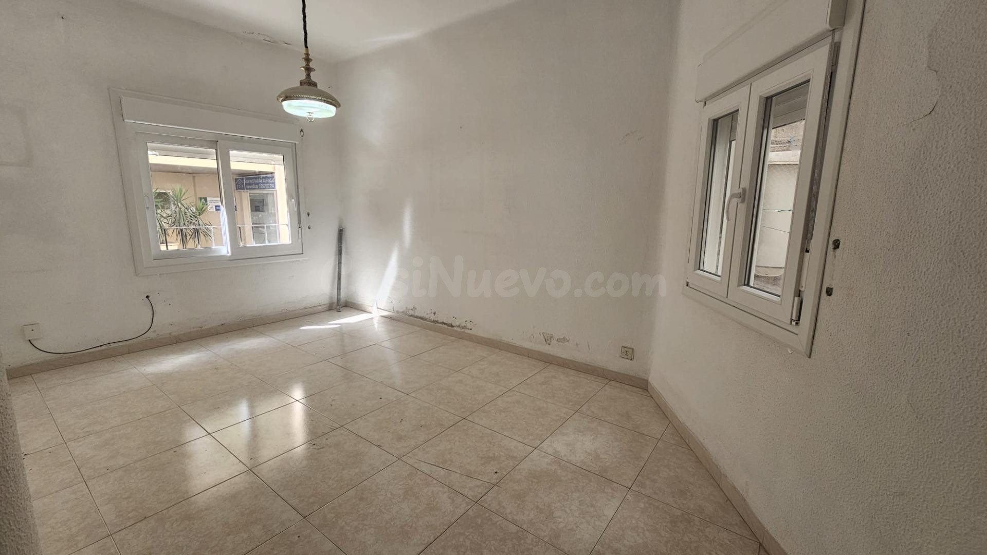 ¡AMPLIO PISO EN EL CENTRO DE ALGECIRAS!