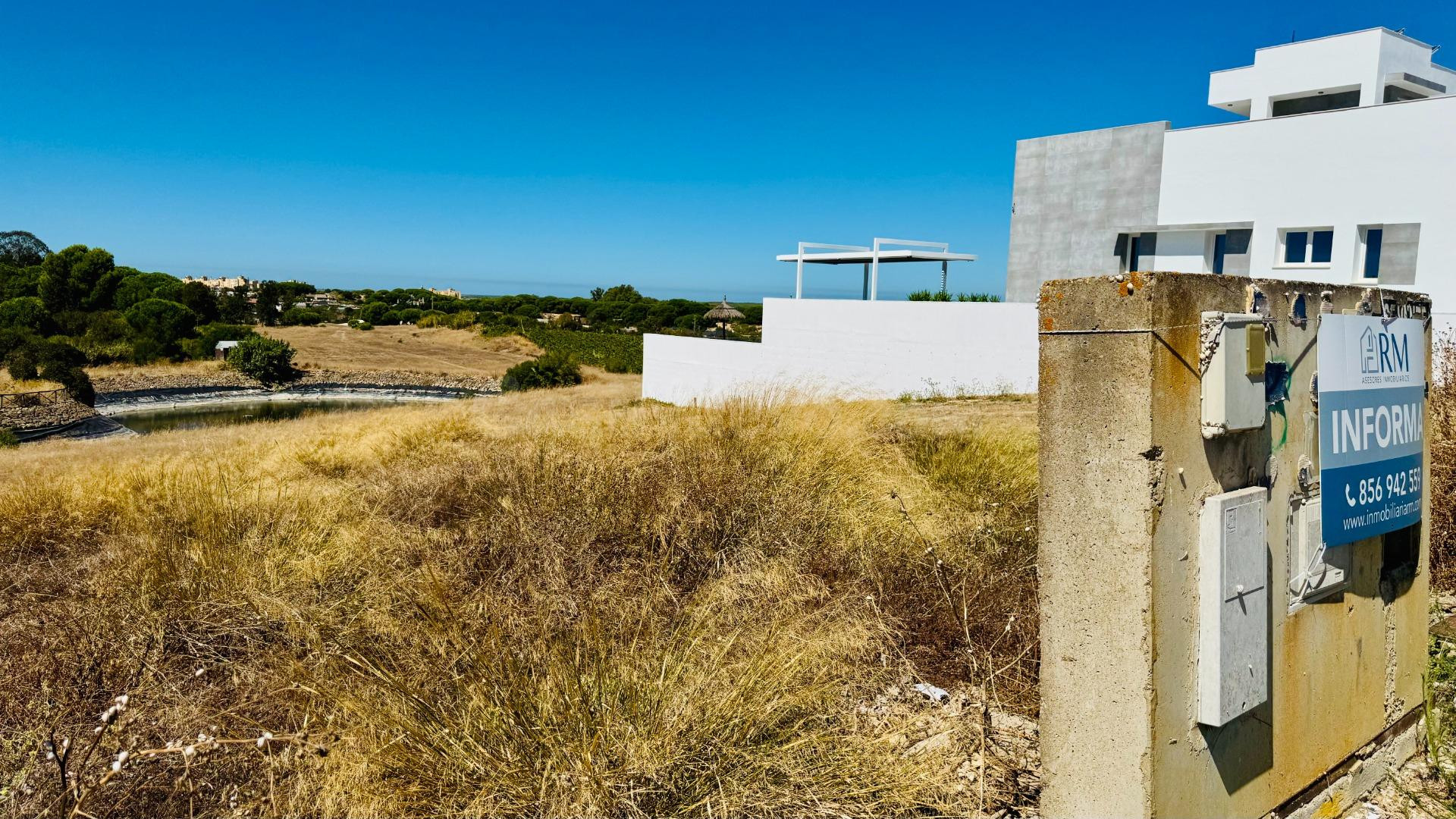 PARCELA URBANA DE 800 M2 EN URBANIZACIÓN MARTÍN MIGUEL, SANLÚCAR DE BARRAMEDA