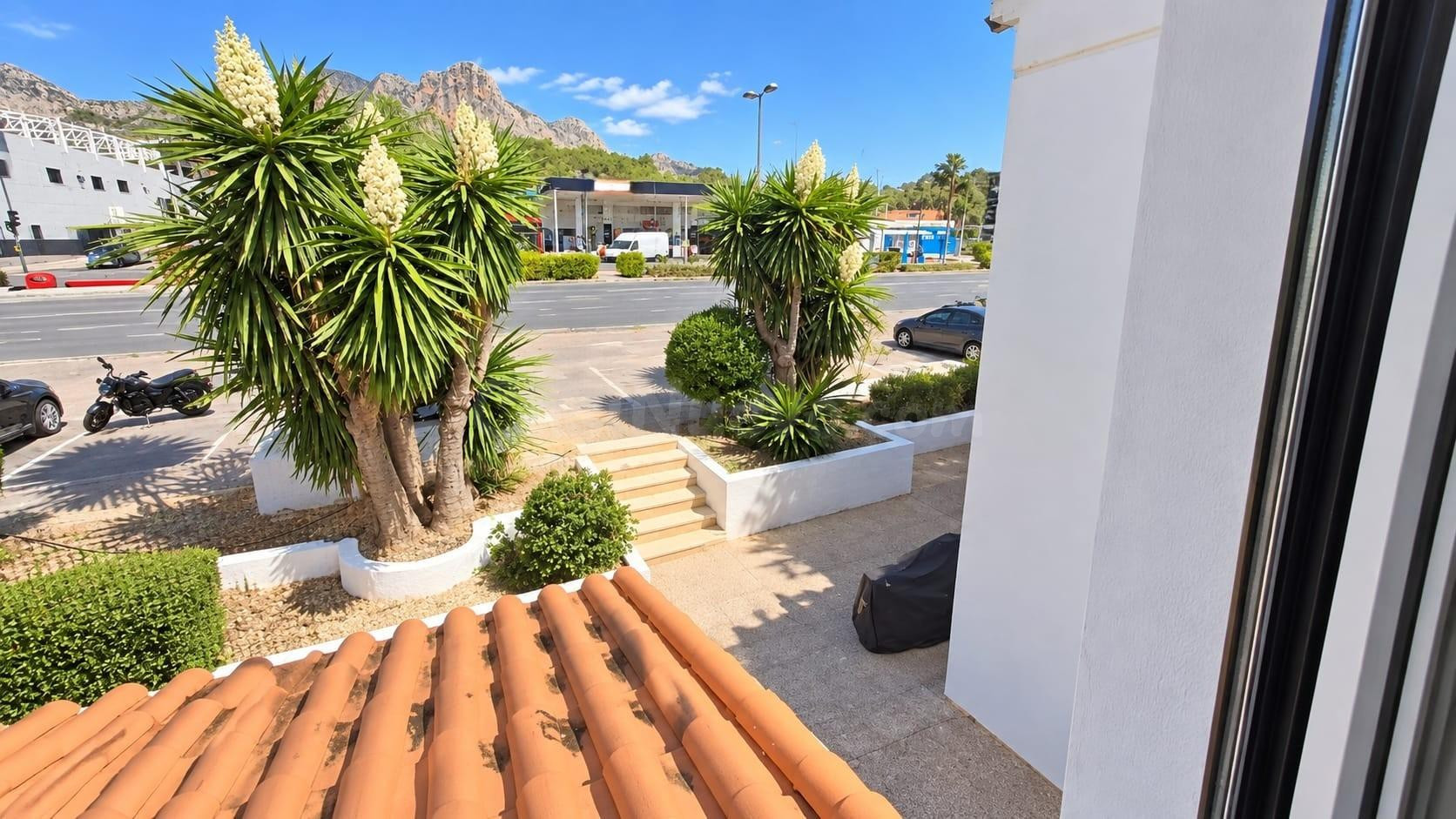 BUNGALOW  EN LA NUCIA CON PISCINA PARKING Y JARDINES