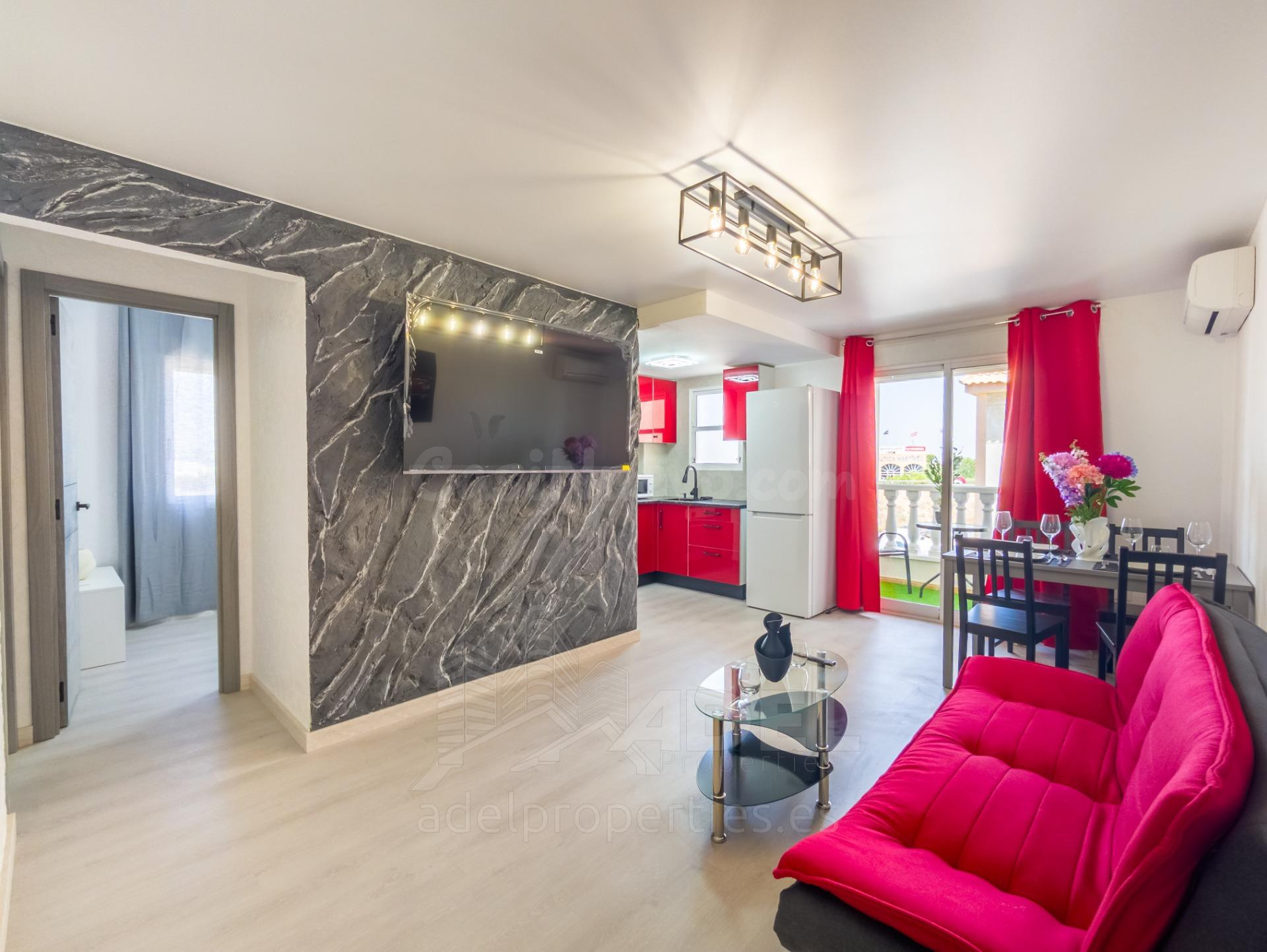 Apartamento reformado de 3 dormitorios 2  baños con vistas despejadas a la Laguna Rosa
