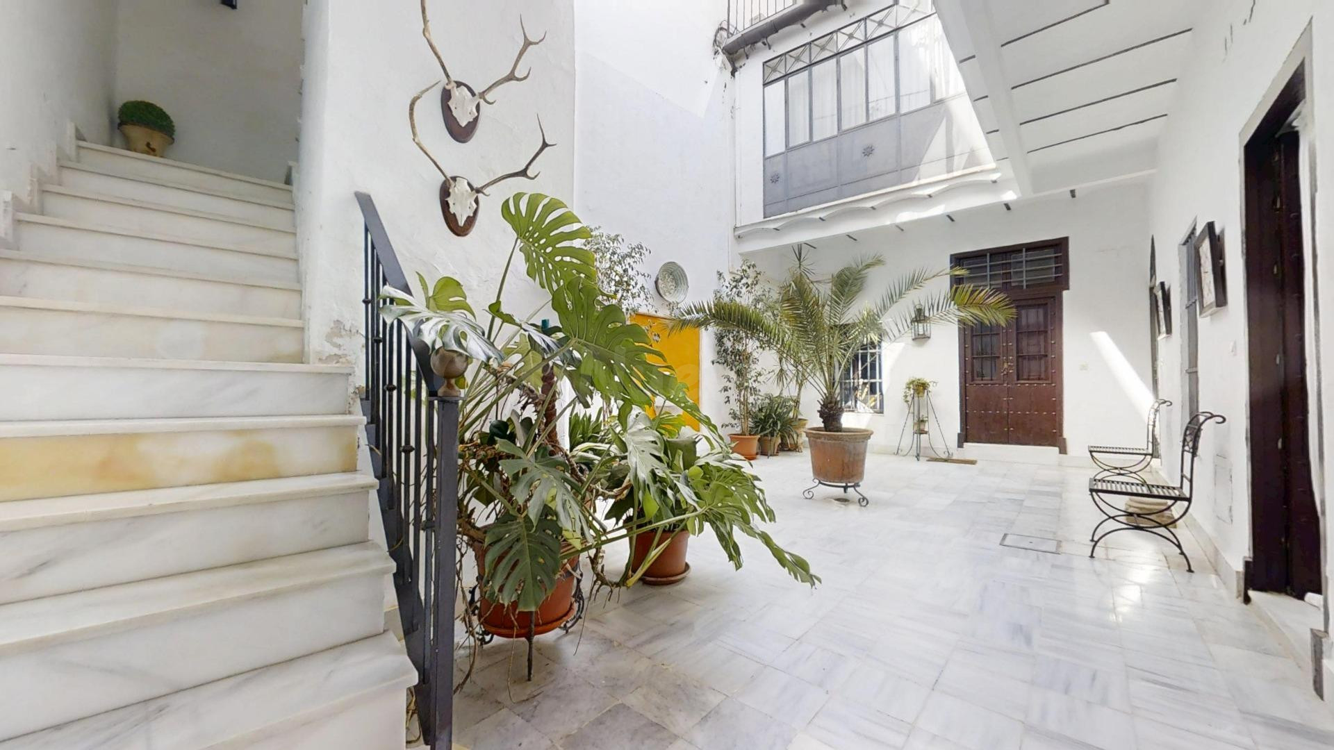 APARTAMENTO EN PLENO CENTRO