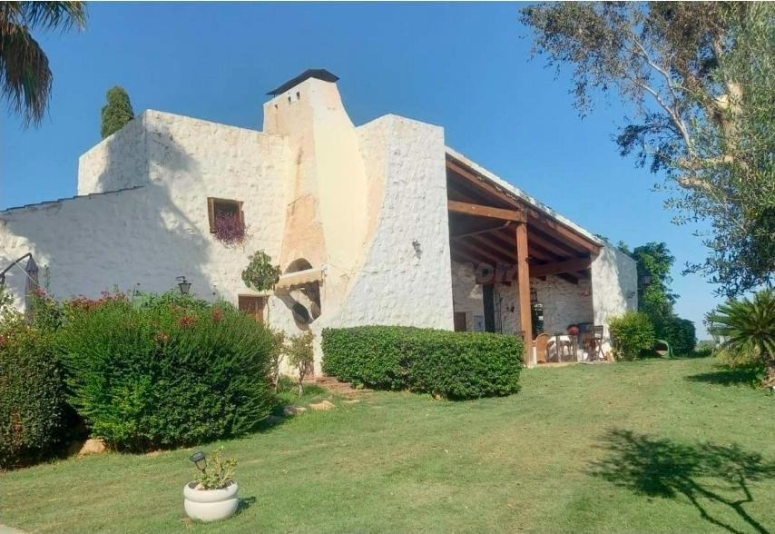 Finca señorial única a las puertas de Valencia | 45.000 m2 de privacidad, naturaleza y exclusividad