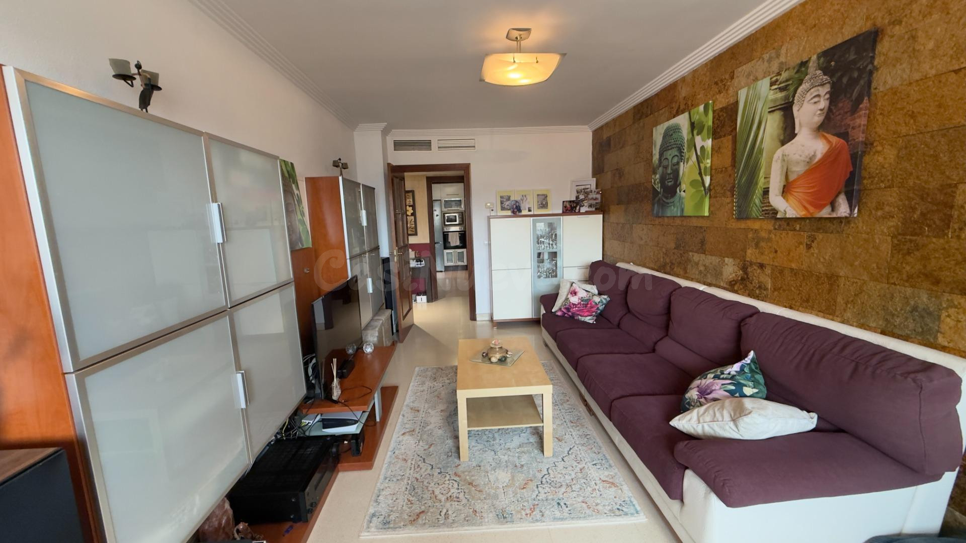 Ático luminoso con terraza, garaje, trastero y urbanización premium con piscinas y pistas de pádel en Torre Atalaya.