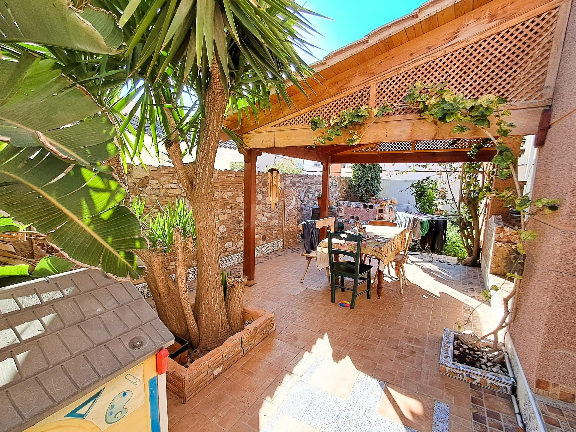 Gran Chalet en Las Molinetas con piscina climatizada y vistas al castillo de Águilas