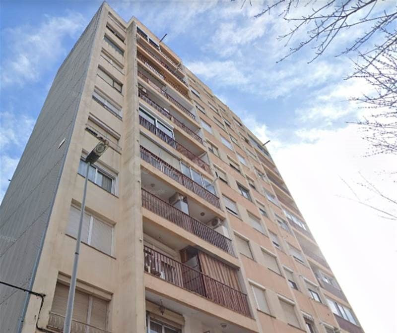Se vende piso en vía S Oleguer 2 de Barberà del Vallès, Barcelona.
