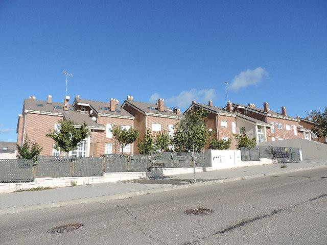 Se vende Piso ALQUILADO en Avenida DE LOS DERECHOS HUMANOS 41 Illescas, (Toledo).