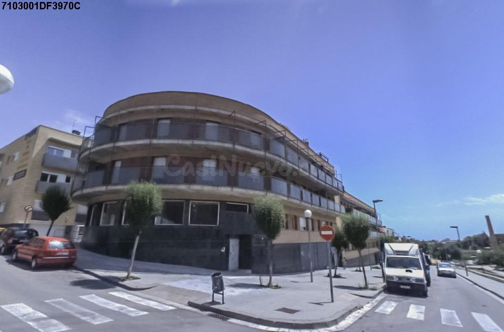Se vende Piso+Garaje ALQUILADOS en Urbanización GALICIA 51 Badalona, (Barcelona).