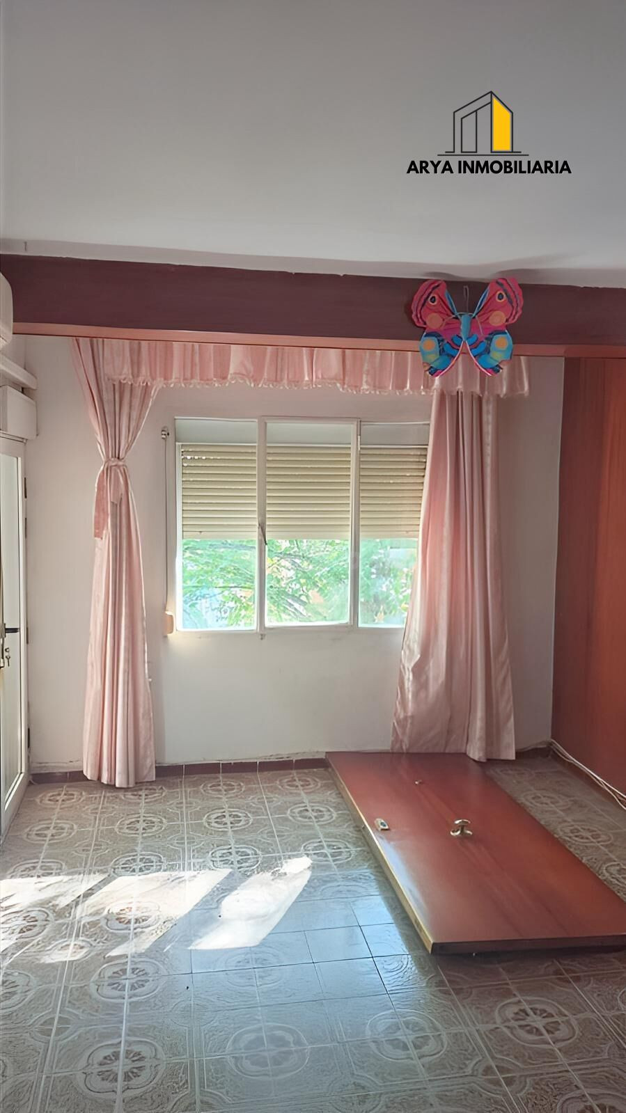 Vivienda de 3 dormitorios en Alcala de Henares - Oportunidad Única por €153,000