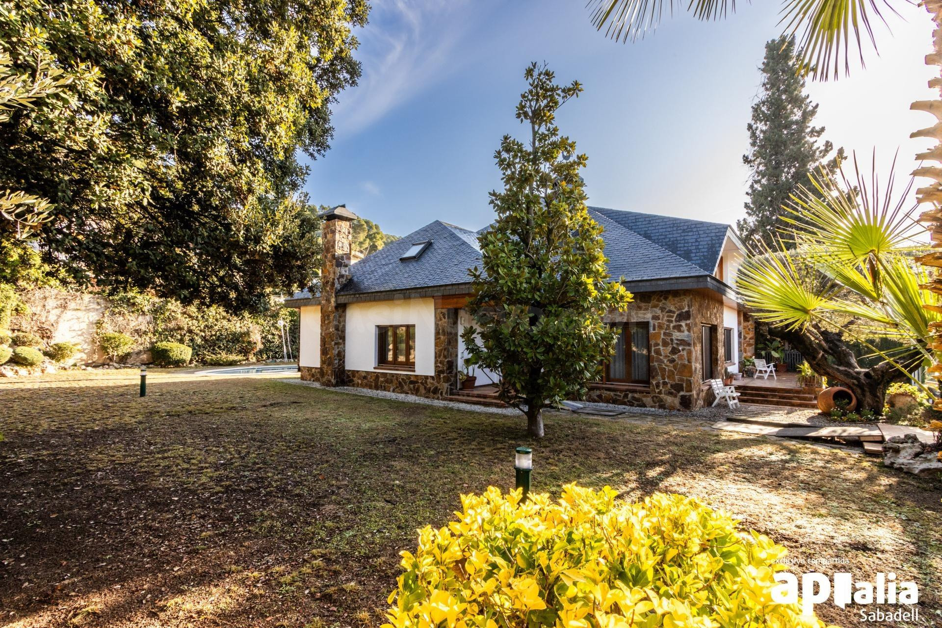 Chalet 4 habitaciones 333m² en venta - - Sant Feliu Racó -