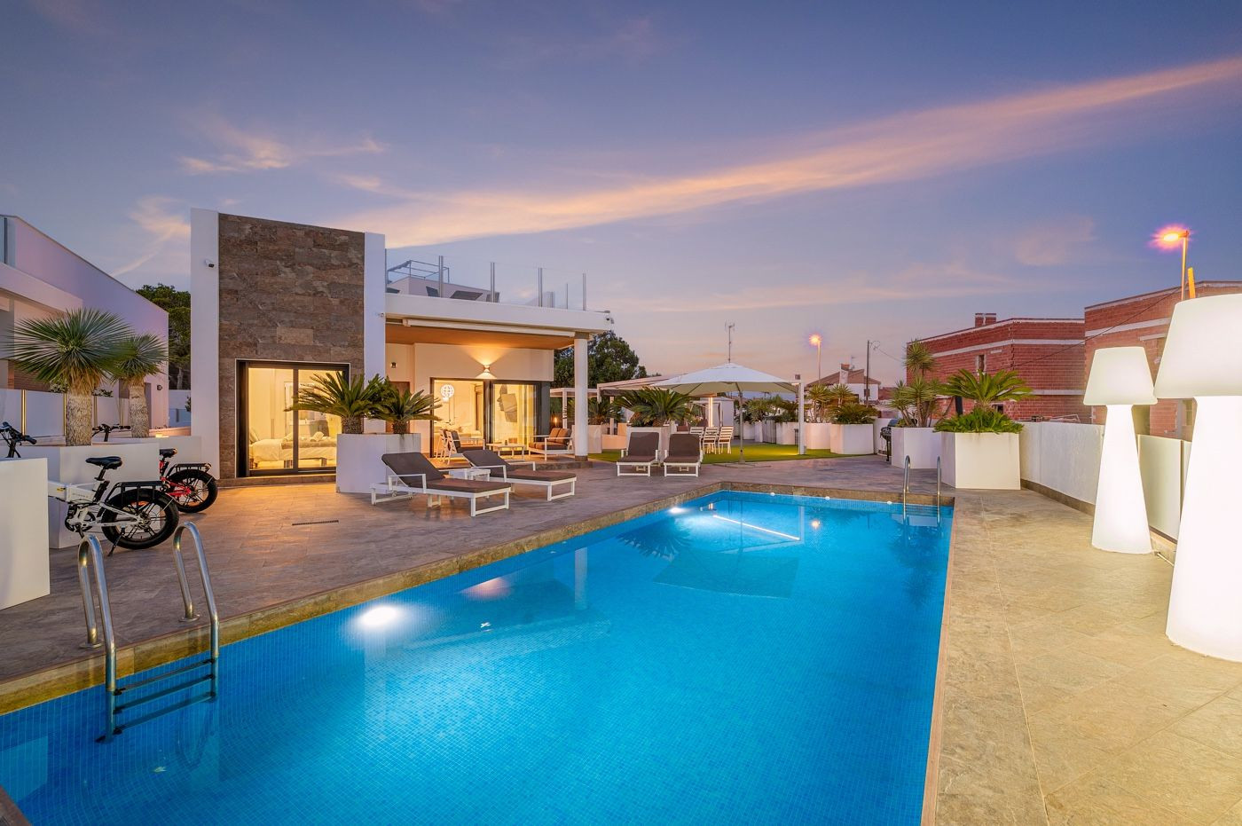 Villa 3 habitaciones 113m² en venta - PAU 8