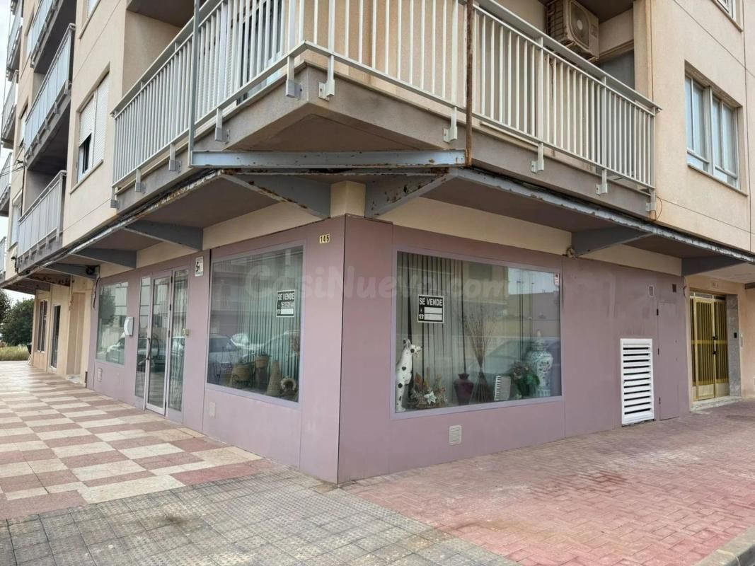 Local comercial 80m² en venta - Miramar - Torre del Moro