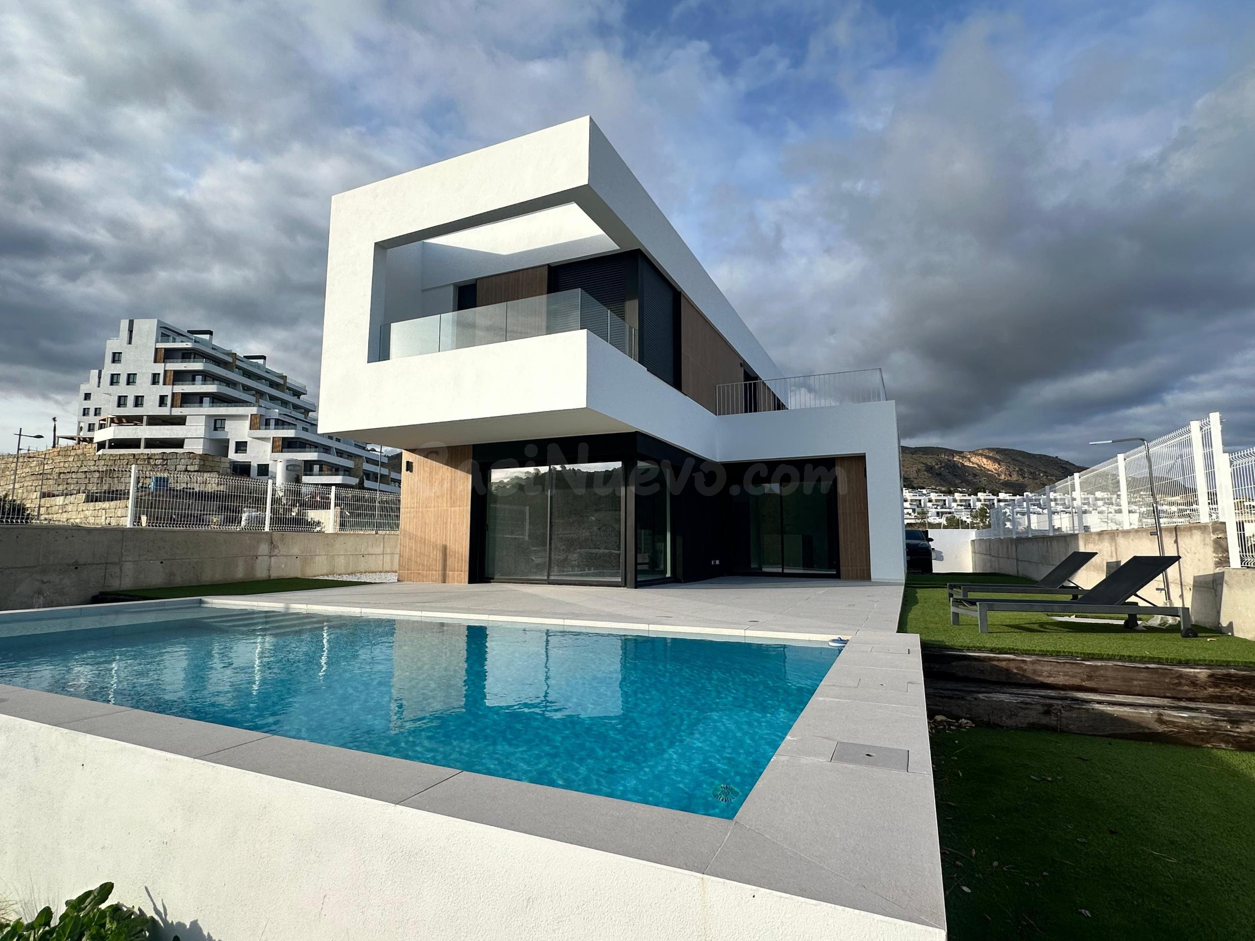 Villa 4 habitaciones 322m² en venta - Campana garden
