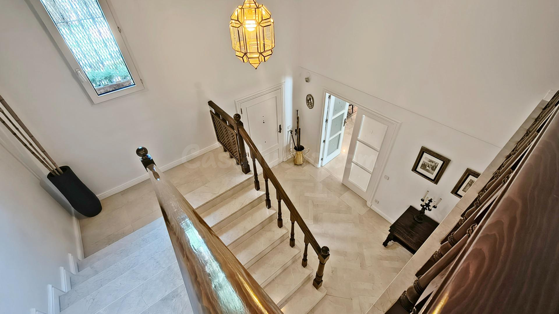 Majestuosa Villa de Inspiración Cordobesa en el Exclusivo Cl - foto 5