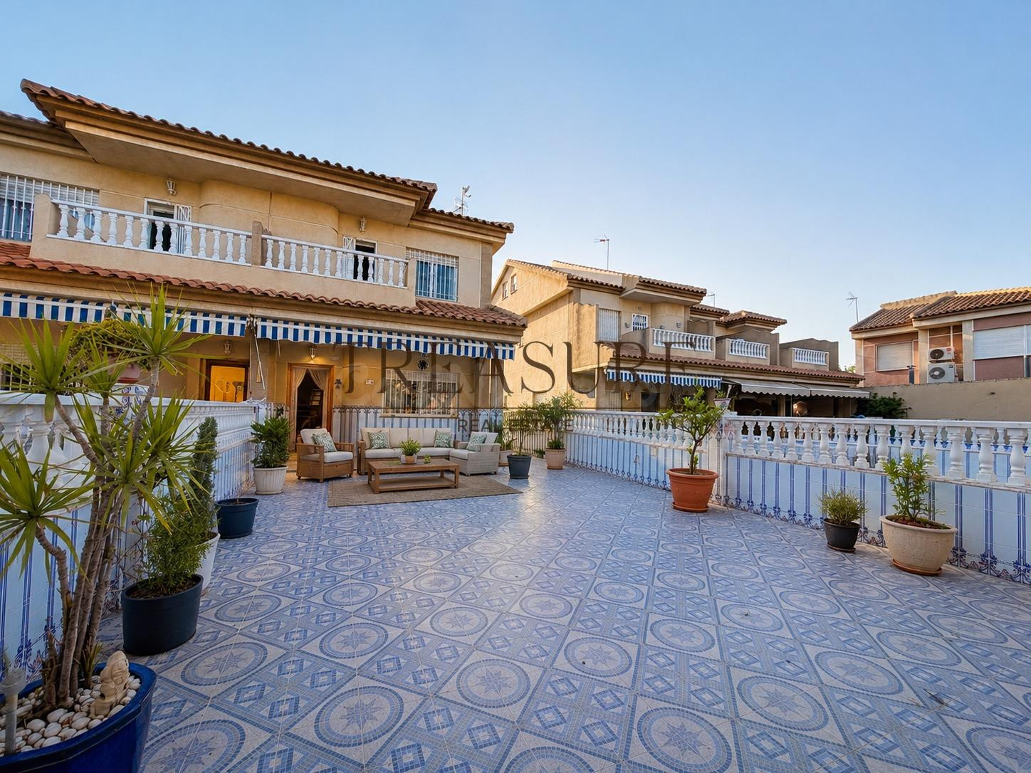 Dúplex a 200m de la playa en Los Narejos | 4 dormitorios | Aparcamiento para 3 coches | A 200 m del Mar Menor